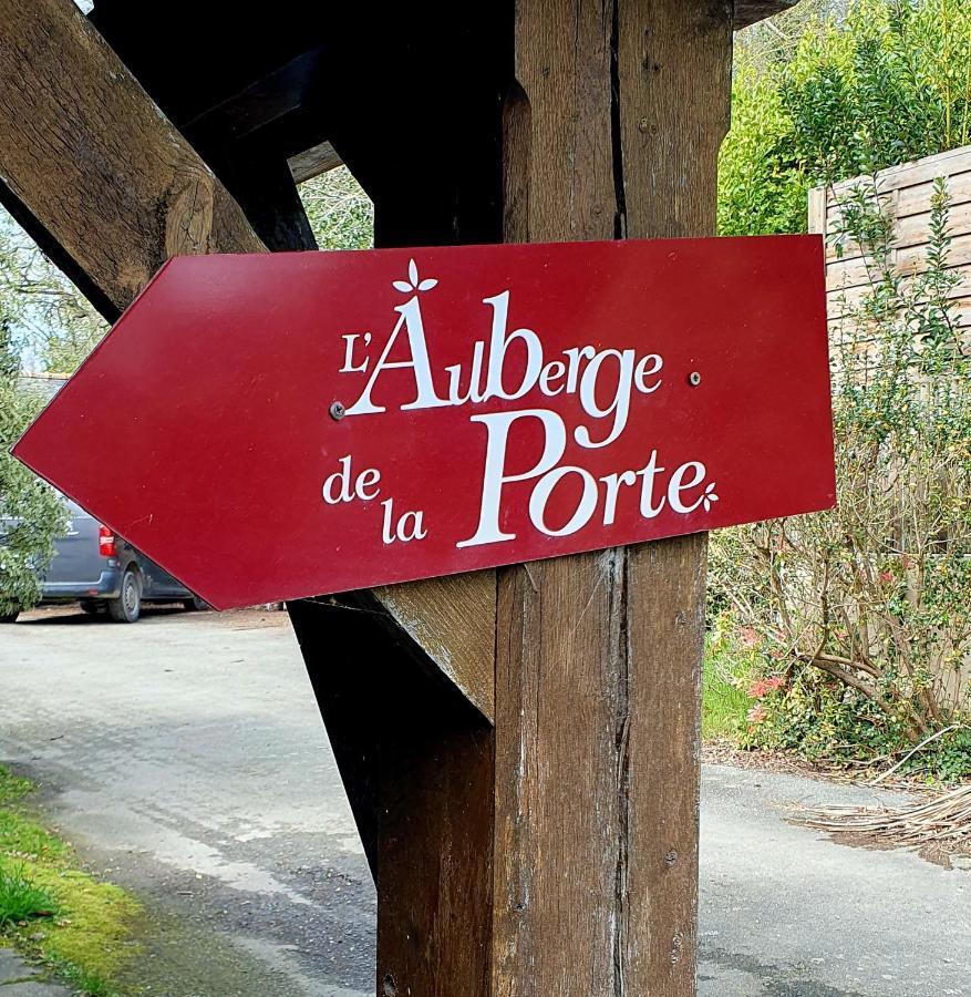 L'Auberge De La Porte Saint-Jouan-des-Guérets Εξωτερικό φωτογραφία