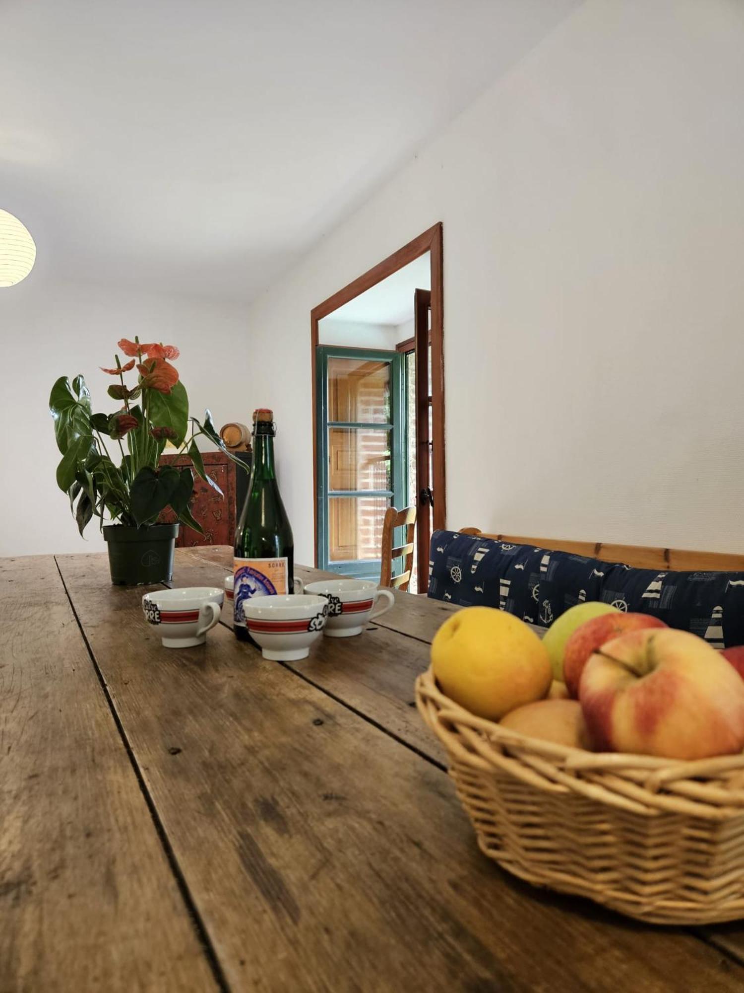 L'Auberge De La Porte Saint-Jouan-des-Guérets Δωμάτιο φωτογραφία